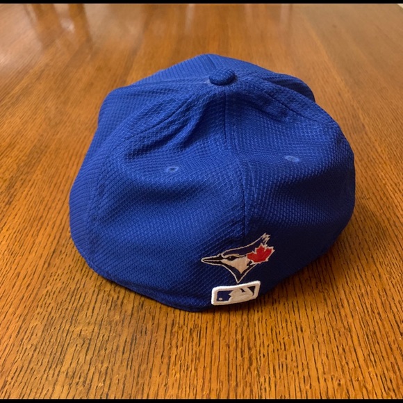 Toronto Blue Jays Hat - Picture 2 of 3